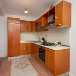 Bura2 , With Private Parking In The Garage Σπλιτ