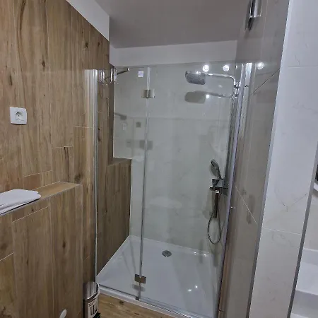 Bura2 , With Private Parking In The Garage