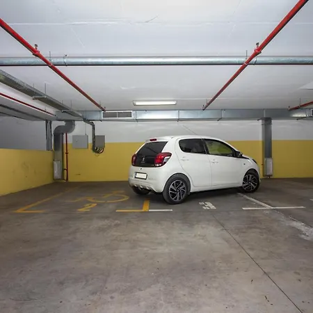 Bura2 , With Private Parking In The Garage *