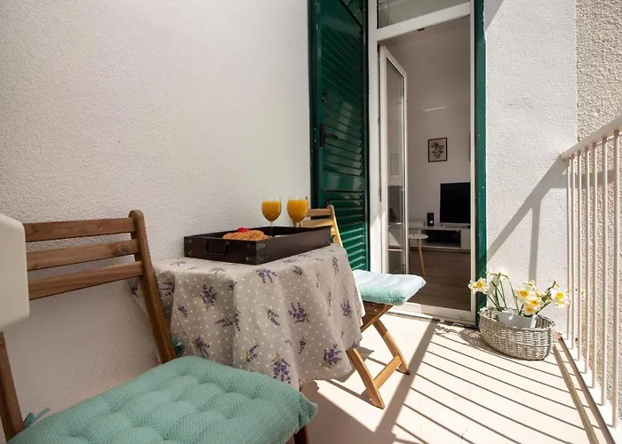 Bura2 , With Private Parking In The Garage