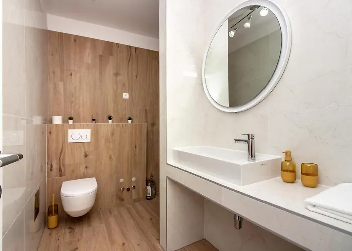 Bura2 , With Private Parking In The Garage